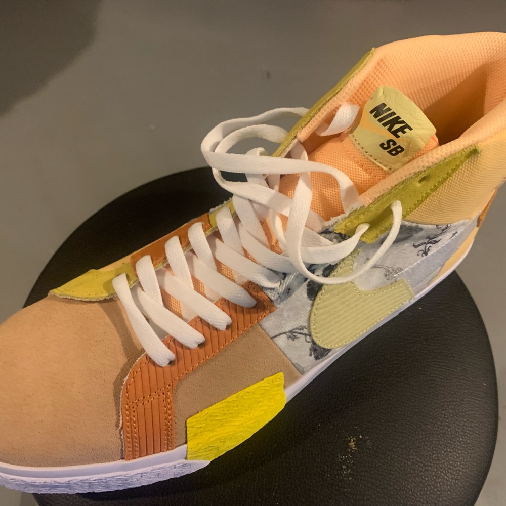 Nike SB Zoom BLAZER Mid PRM (Men/12M) or (Women’s 13.5) SOLD OUT @ Nike